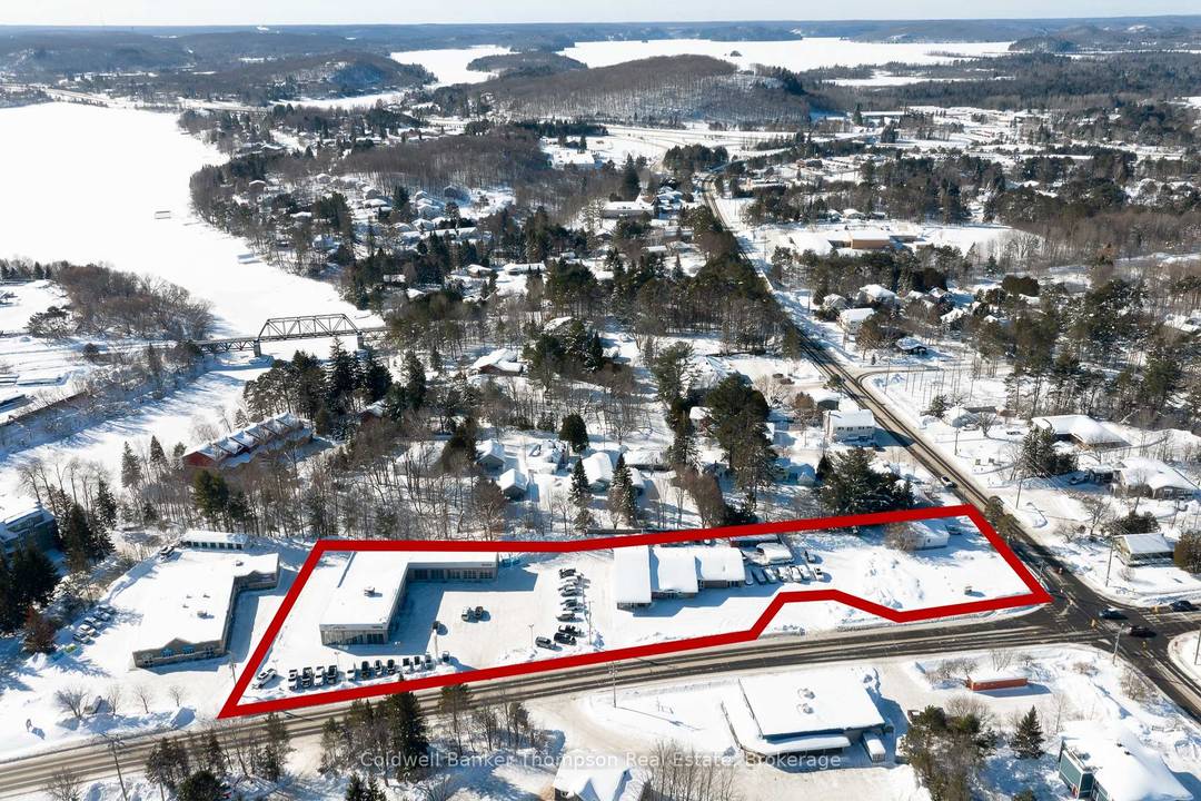 An exceptional amp ; expansive offering in the heart of Huntsville, this unique package includes four separate properties being sold together, presenting a rare chance to acquire a significant footprint ...