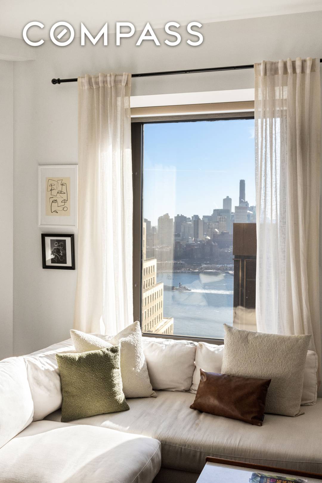 Welcome to Residence 29 O at 75 Wall Street a beautifully renovated sunny corner two bedroom, two bath home with sweeping East River views.