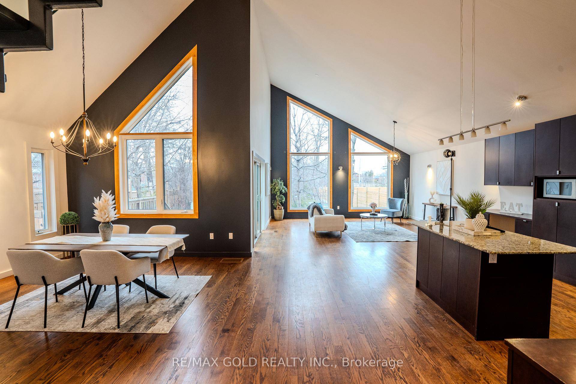 This beautifully Cottage Style Charm in the heart of Mississauga, located in the highly desirable Applewood Heights, boasts over 3, 400 square feet of living space, including a 2 bed ...