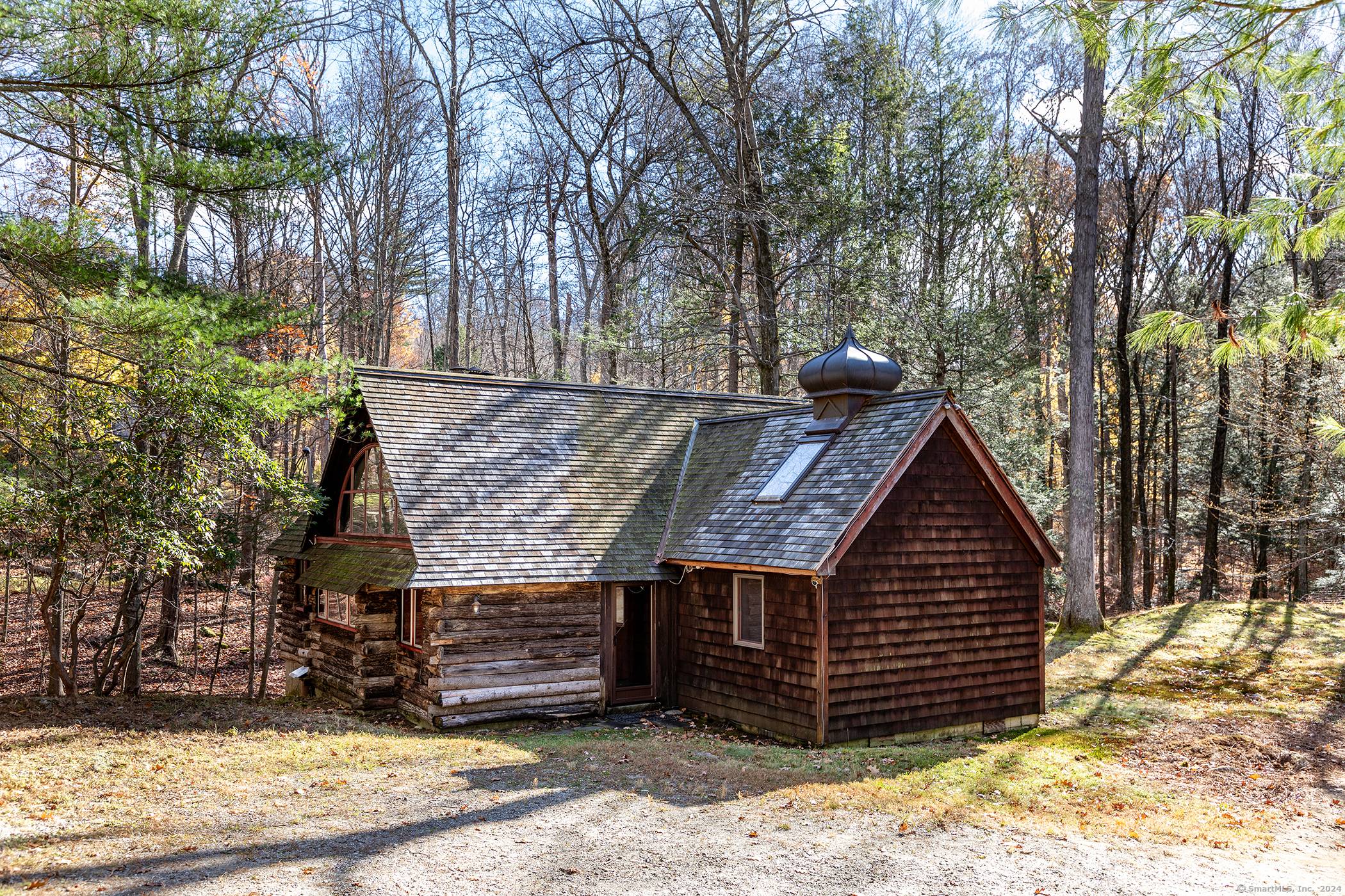 Historic 1910 Washington Cottage.