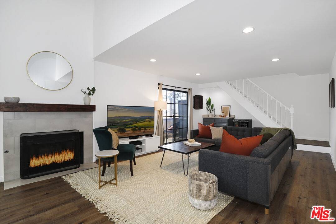 1614 Veteran Ave 2.0 Westwood LA