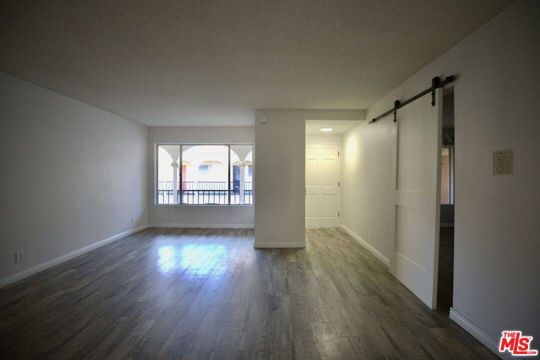 1033  6TH ST 3BR Santa Monica La