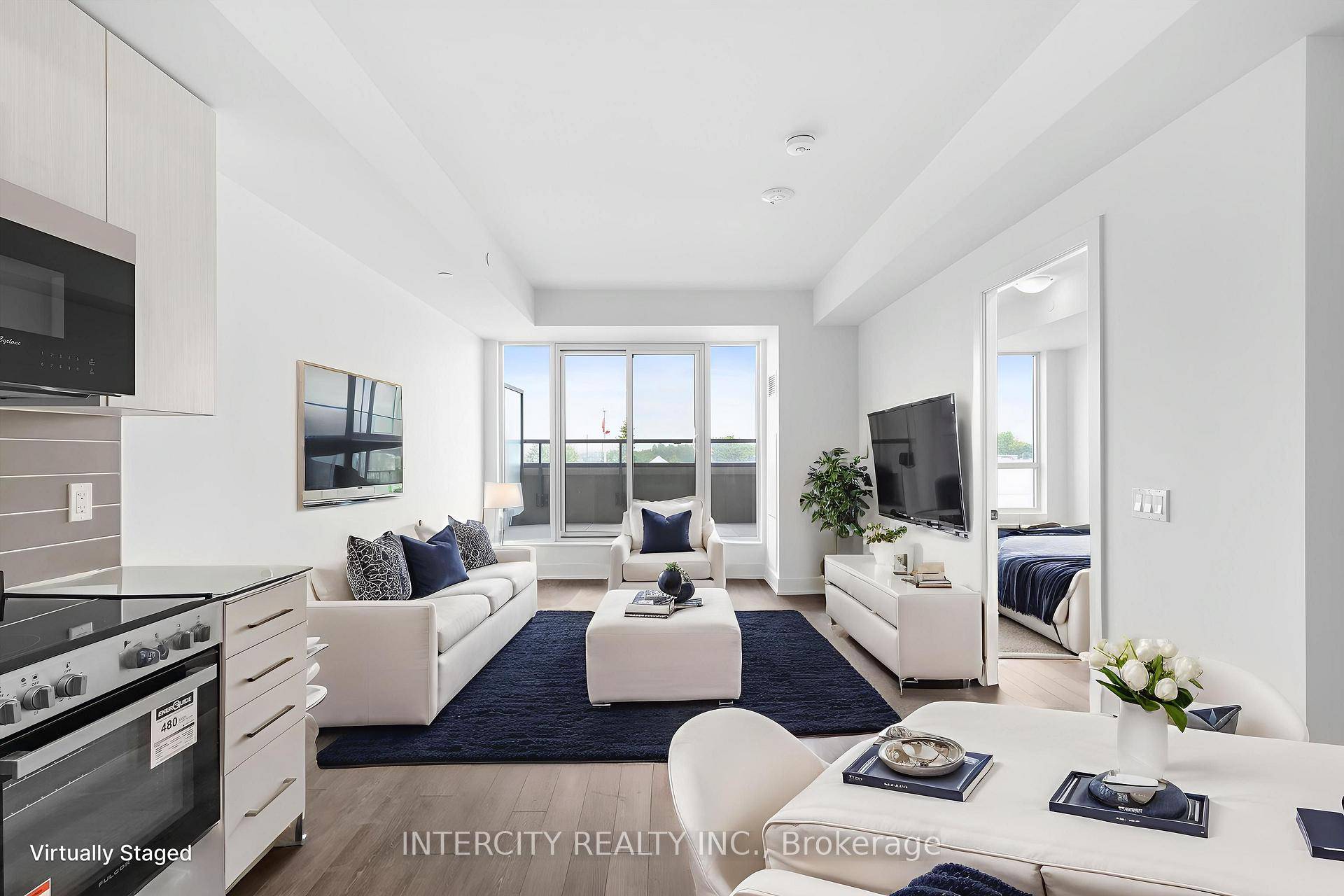 Start your mornings with sunshine in this beautifully designed east facing 1 bedroom, 1 bathroom suite at King Terraces.