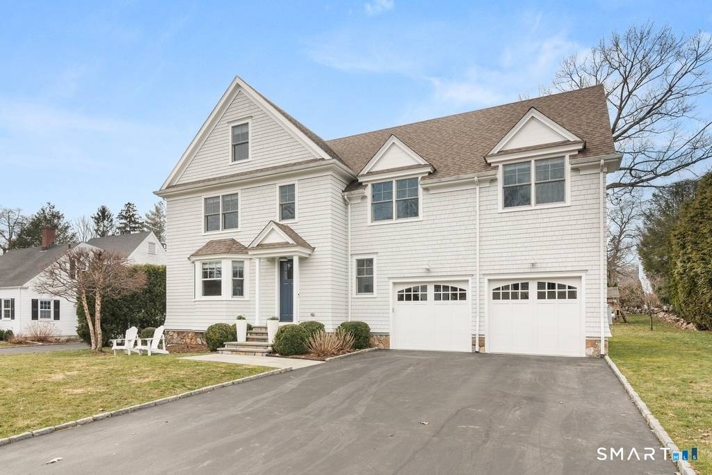 Meticulously maintained and built in 2016 by Doherty Deleo Development, this five bedroom colonial offers four levels of thoughtfully designed living on a highly desirable in town cul de sac.