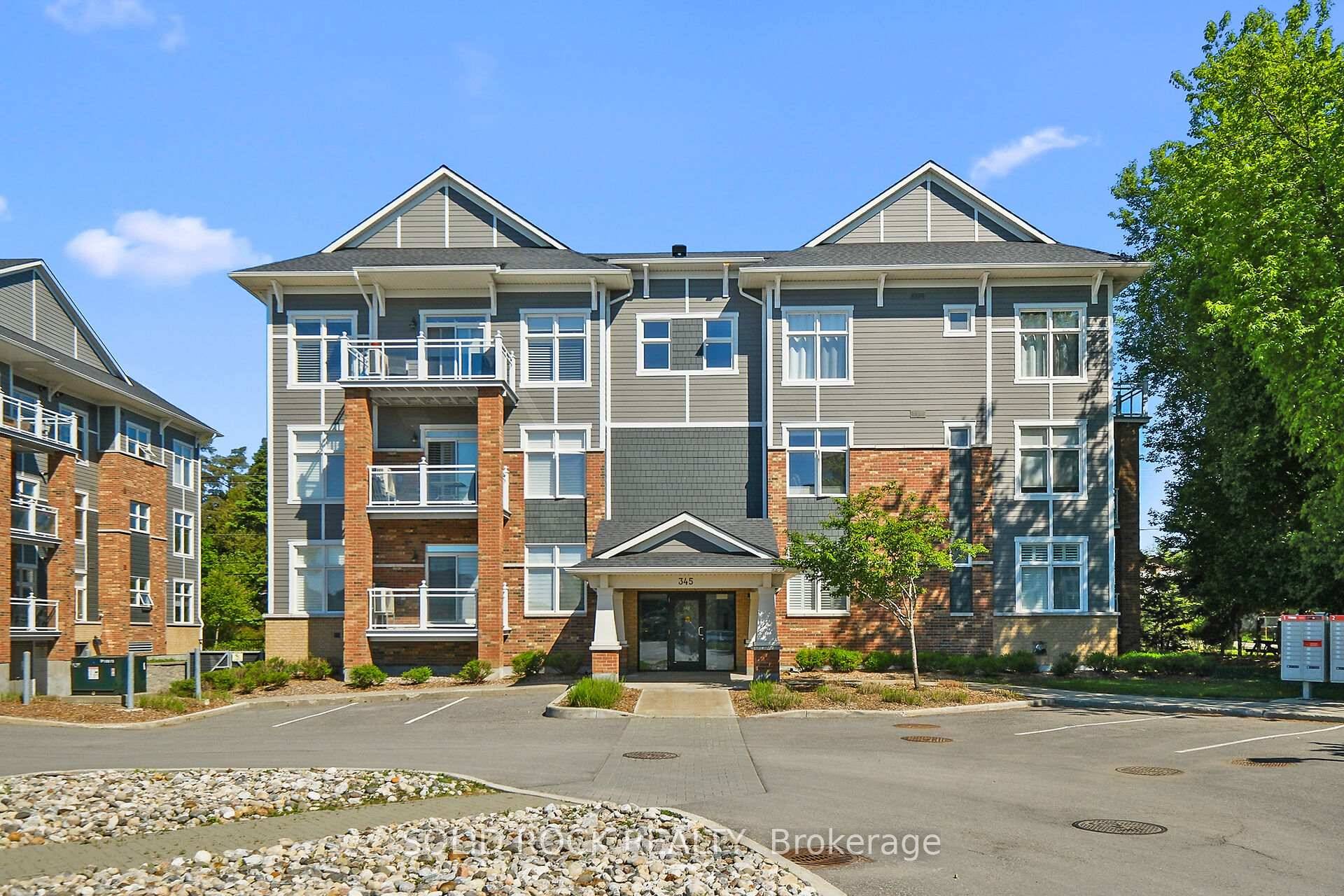 REMARKS FOR CLIENTS Experience luxury, comfort, and convenience with this 1, 078 sq.