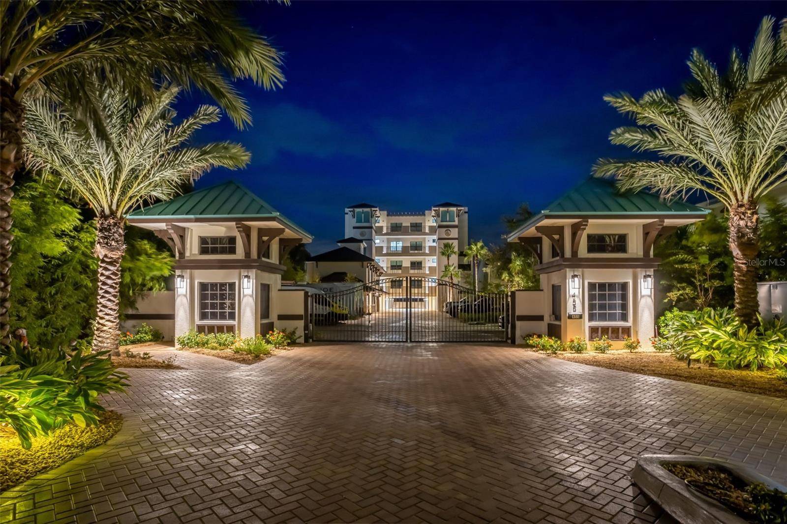 Under contract accepting backup offers.