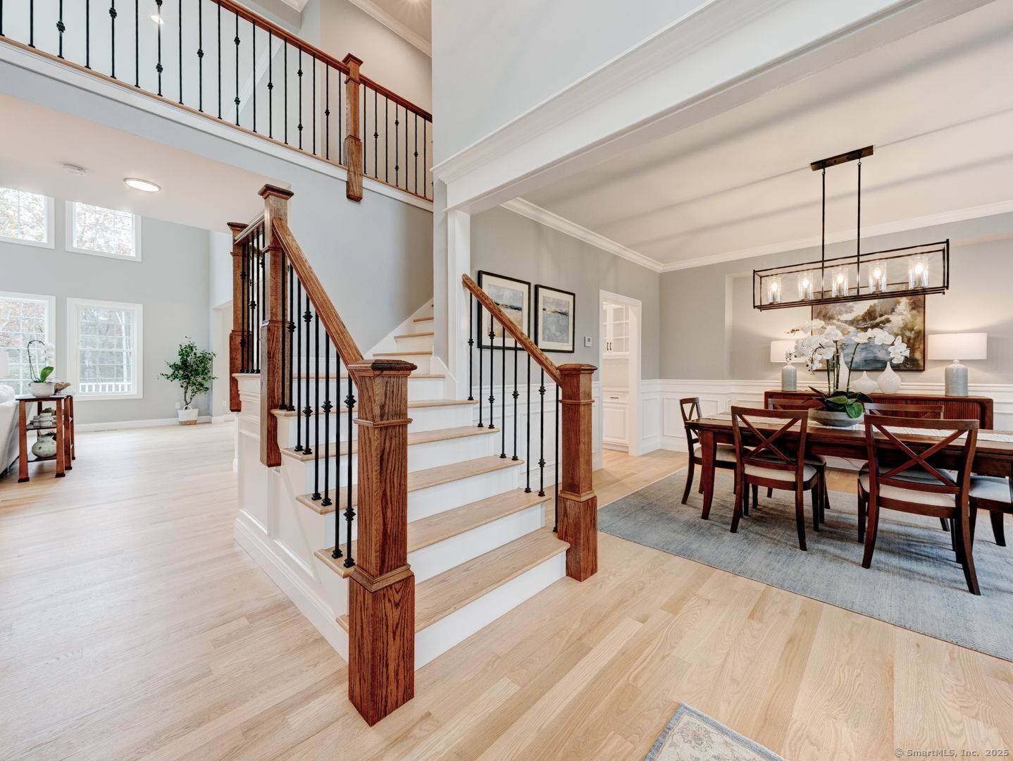 Completed New Construction by premier builder, Reggie Jacques, this picture perfect Colonial combines exceptional craftsmanship, luxury finishes, an unbeatable location.