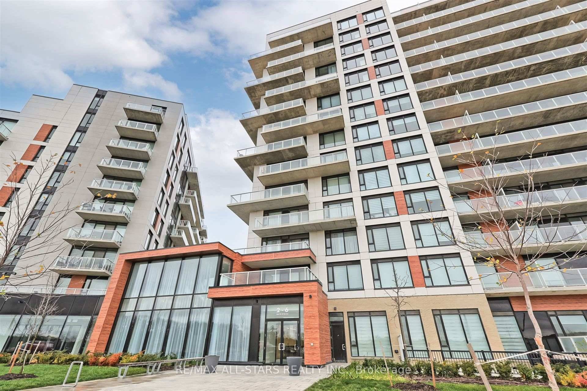 Welcome to Suite 124, a bright and beautifully appointed 2 bedroom, 2 bathroom condo offering 908 sq.