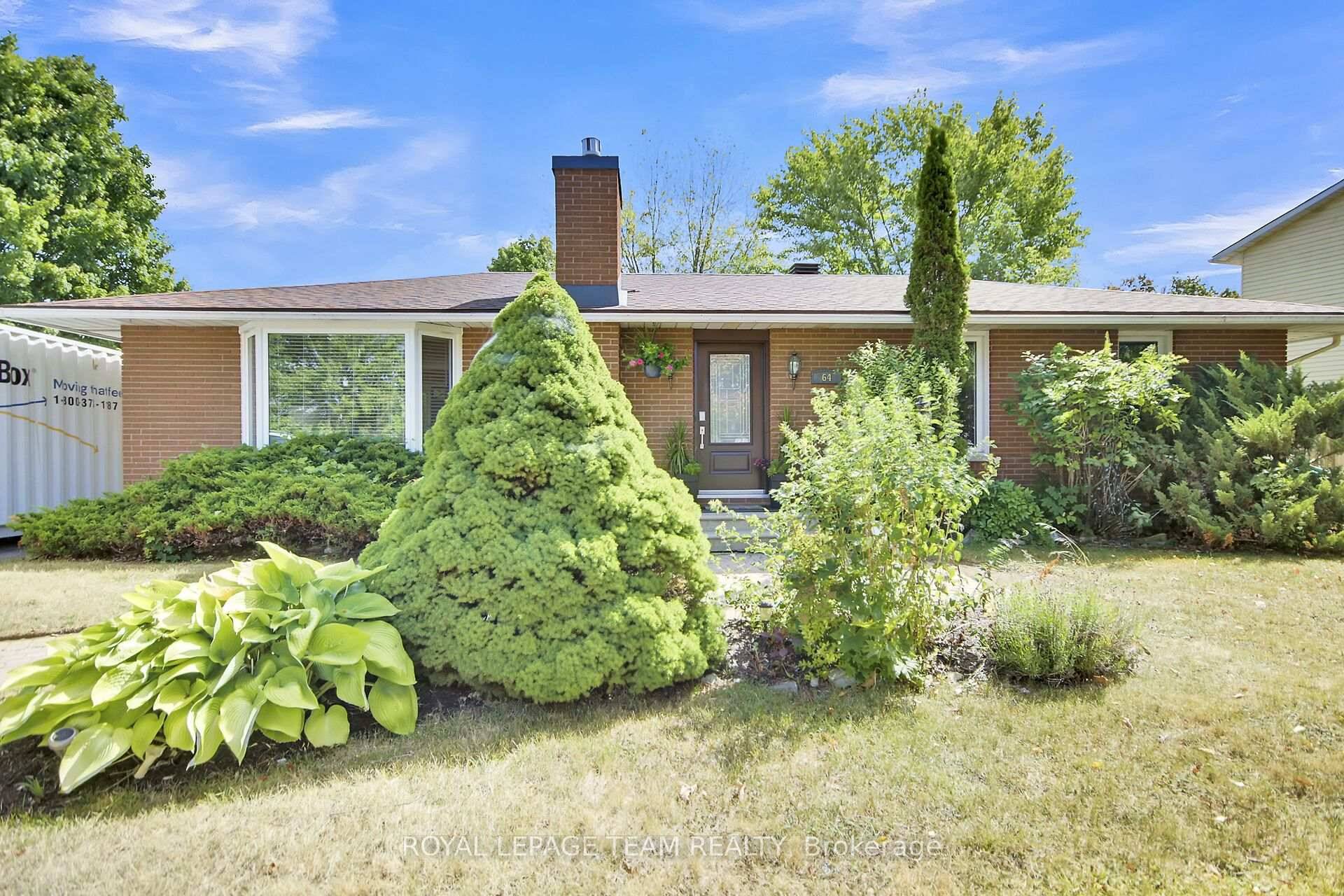 Welcome to the tranquil, charming town of Munster.