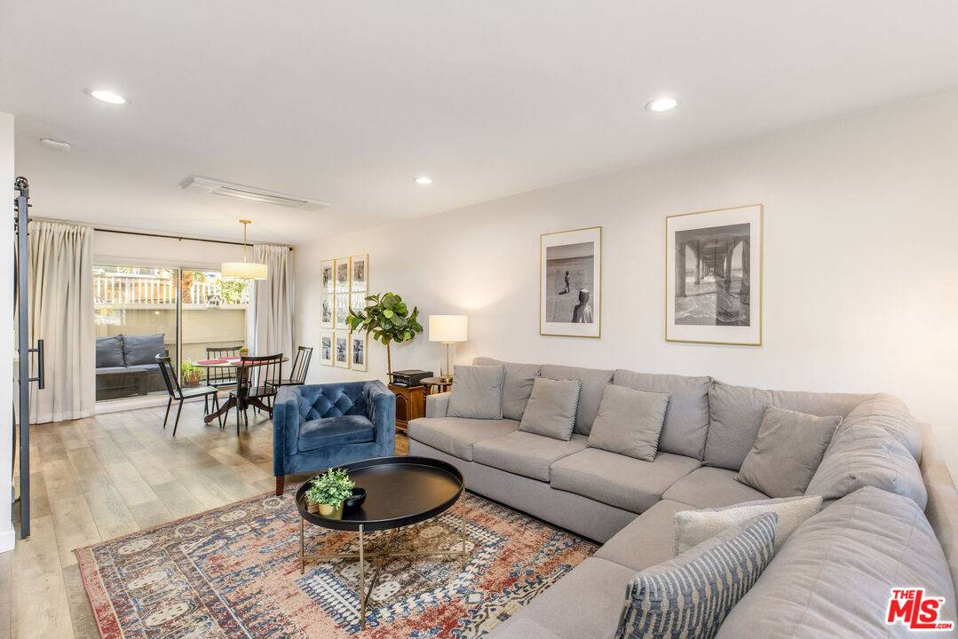 8025   Redlands St 3BR Playa Del Rey La