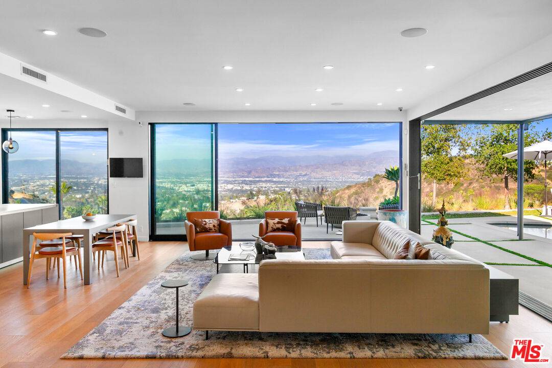 8545   Charl Ln 5BR Hollywood Hills East La