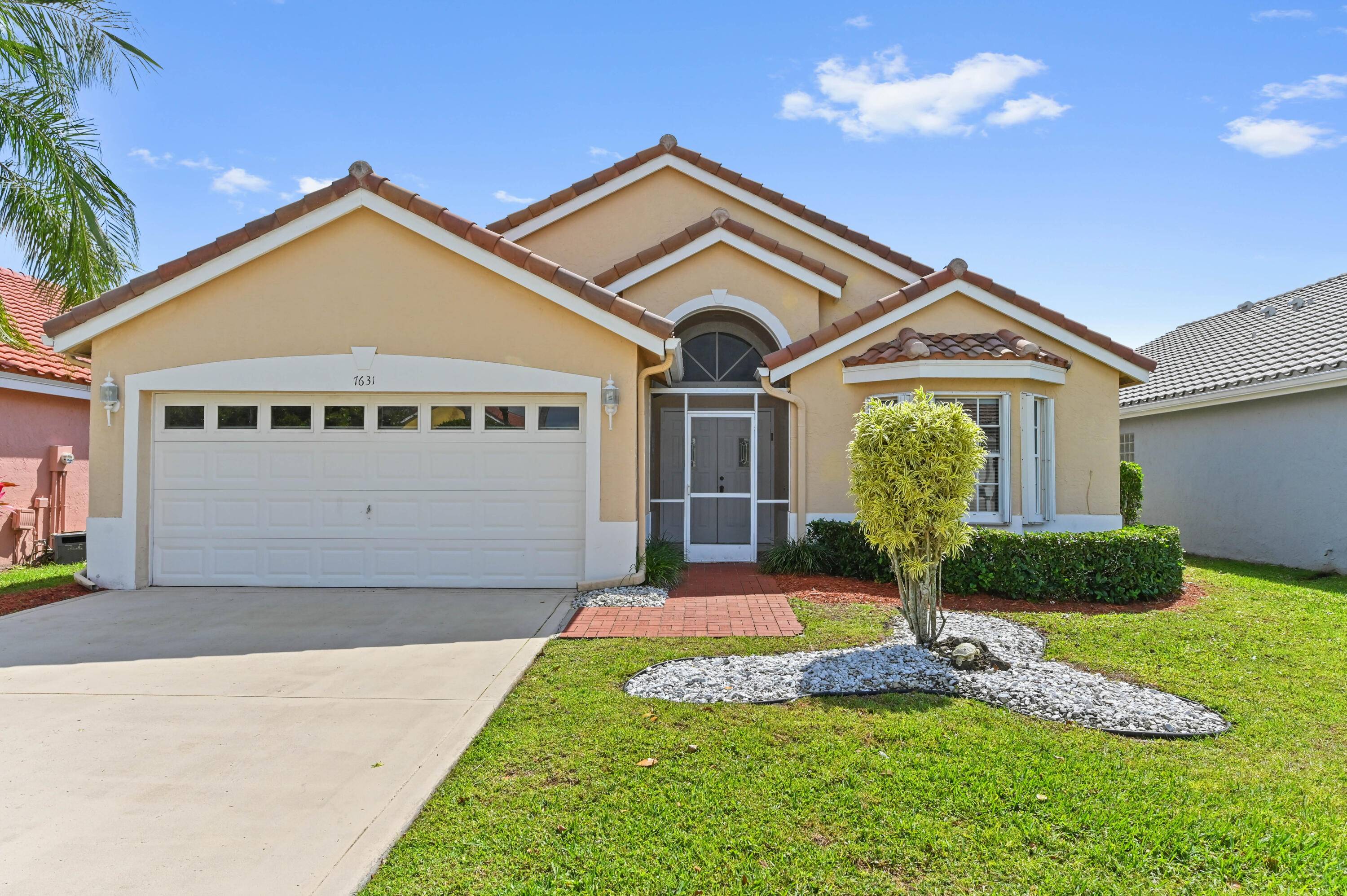Introduce yourself to the epitome of modern luxury at 7631 Stirling Bridge Boulevard North, in the scenic locale of Delray Beach, FL.