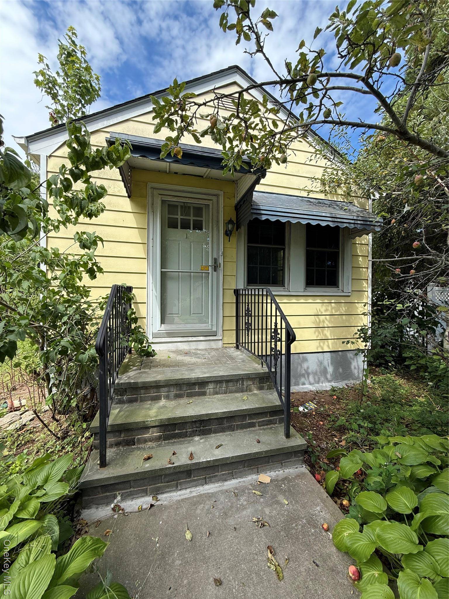Whole House Rental. Renovated 3 Bedroom, 1 Bath ranch style house located behind main home.