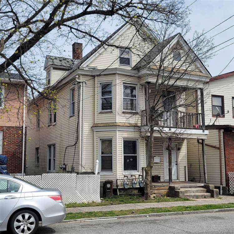 Investor opportunity in Mount Vernon NY 10550.