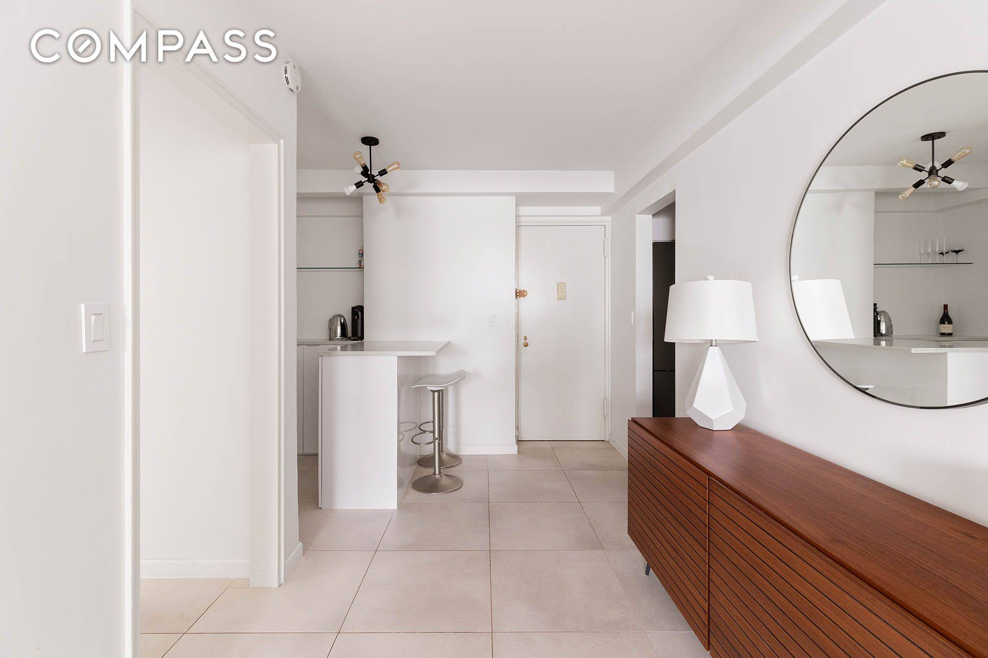 This spacious, south facing one bedroom apartment easily convertible to a two bedroom offers both flexibility and comfort.