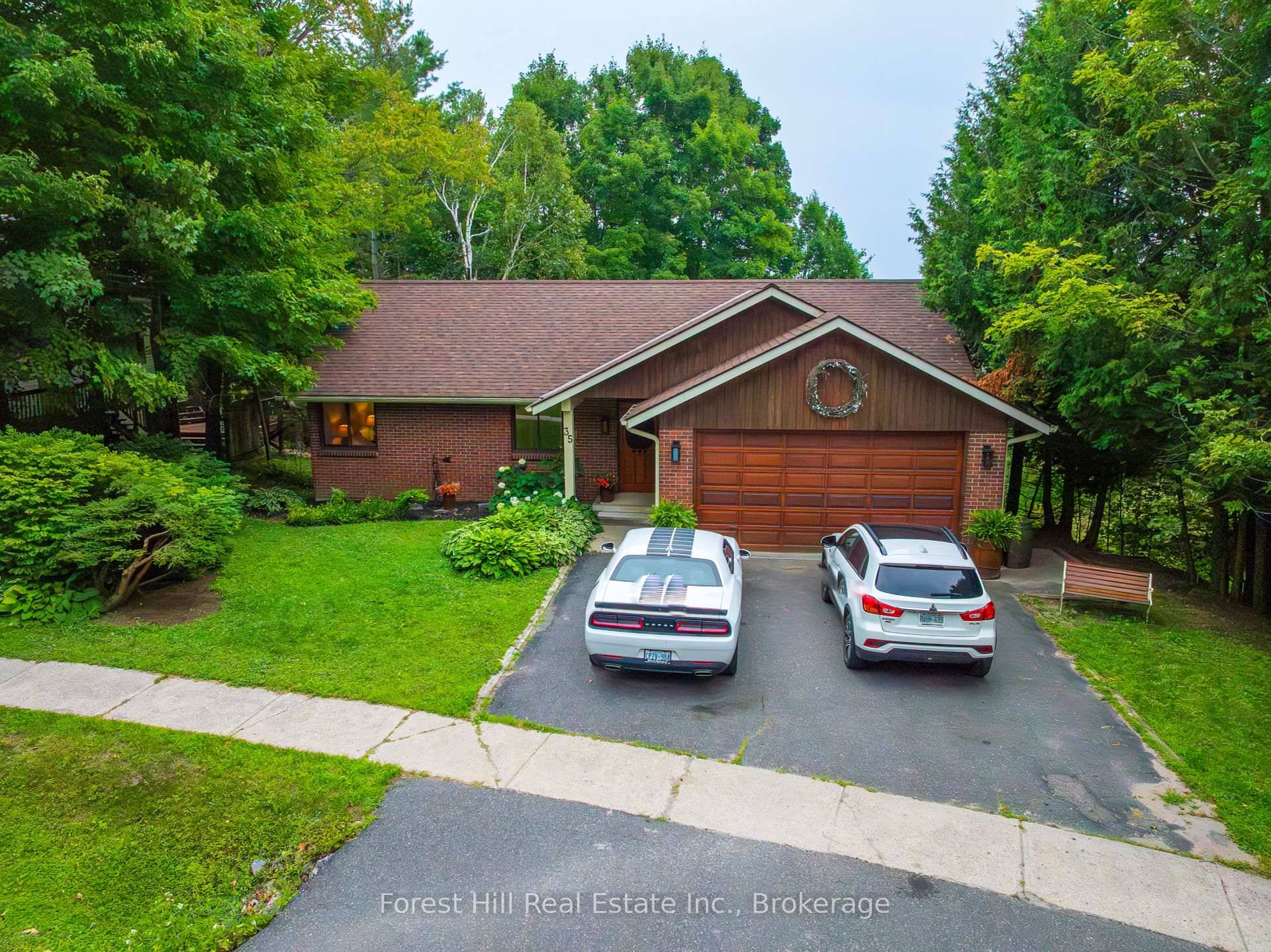 You'll love this stunning Four Bedroom Three bathroom carefully cared for home on 35 Westvale Drive, one of Bracebridge's most premier areas, backing onto your own one acre mature forest ...