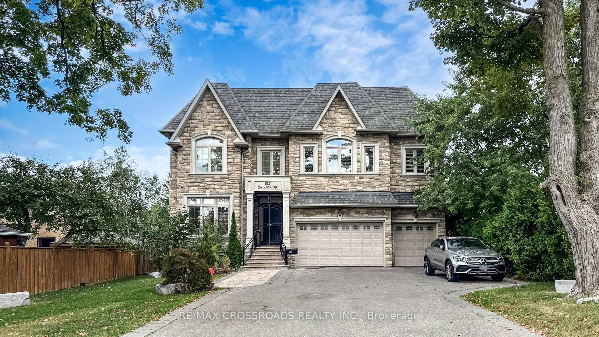 Luxurious Custom Built Home in Highly Sought After Mill Pond Community.