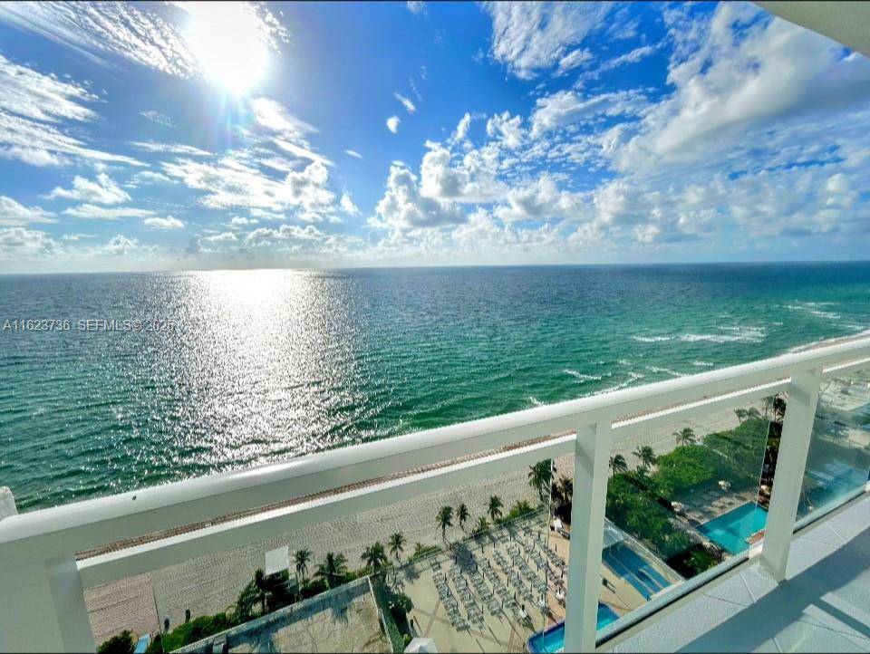 ENJOY PRIME LUXURIOUS DIRECT ON THE SAND OCEANFRONT FLORIDA COASTAL LOCATION LIFESTYLE LIVING.