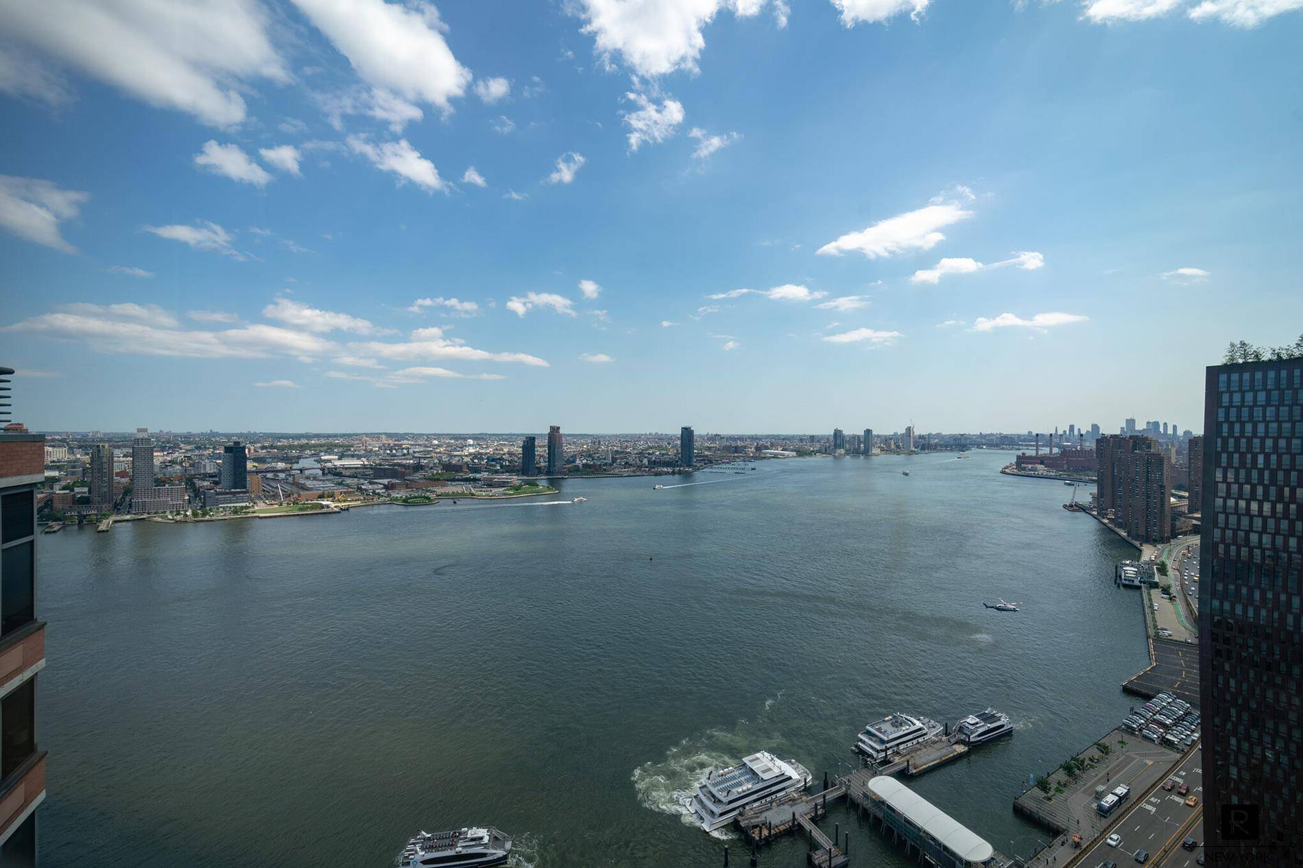 Easy Flex 4, Rarely available, Highly coveted F line with WATER VIEWS !