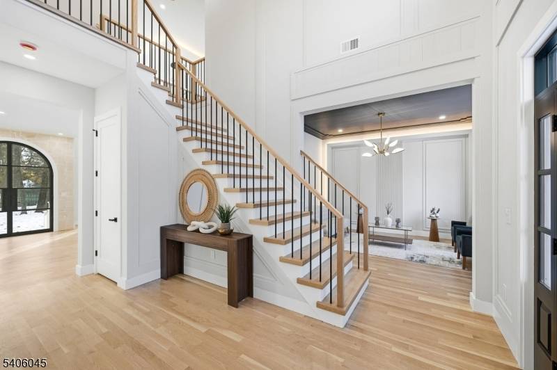 Welcome to this luxurious new construction 6 BR, 6.