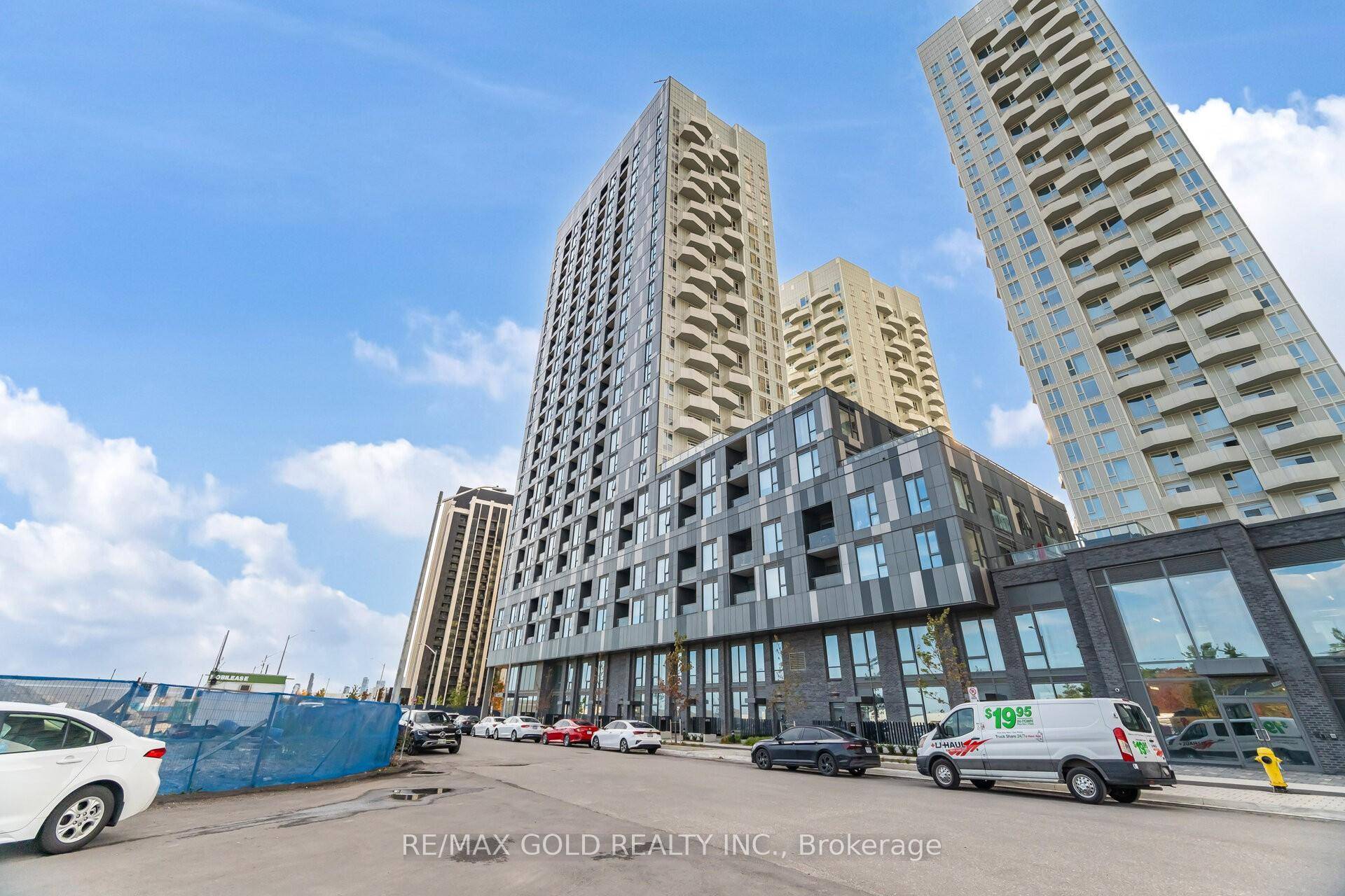Come amp ; Check Out This Brand New, Never Lived In Bright amp ; Spacious Condo Apartment.