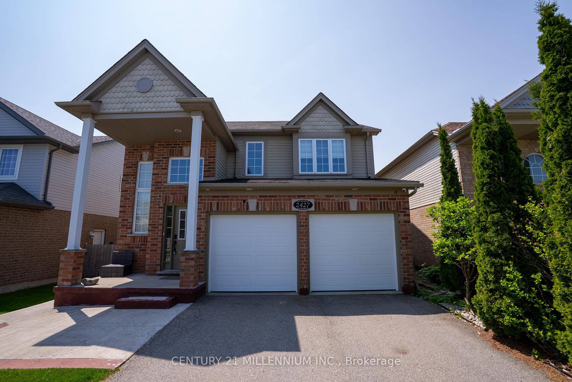 Welcome Home to Comfort, Charm amp ; Convenience in Londons Summerside Community !
