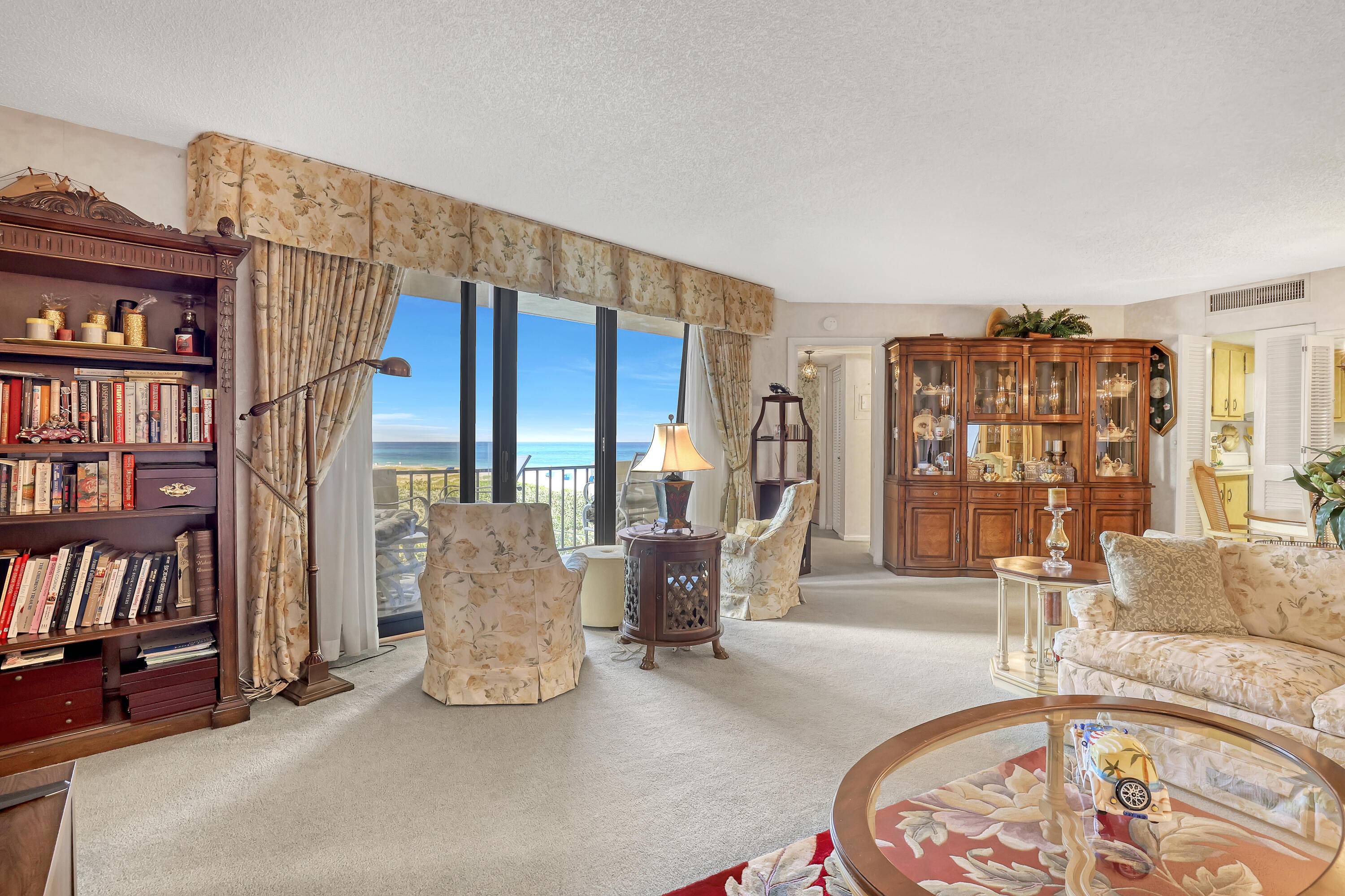 Welcome to Phoenix Towers, an iconic oceanfront community on the pristine shores of Singer Island.