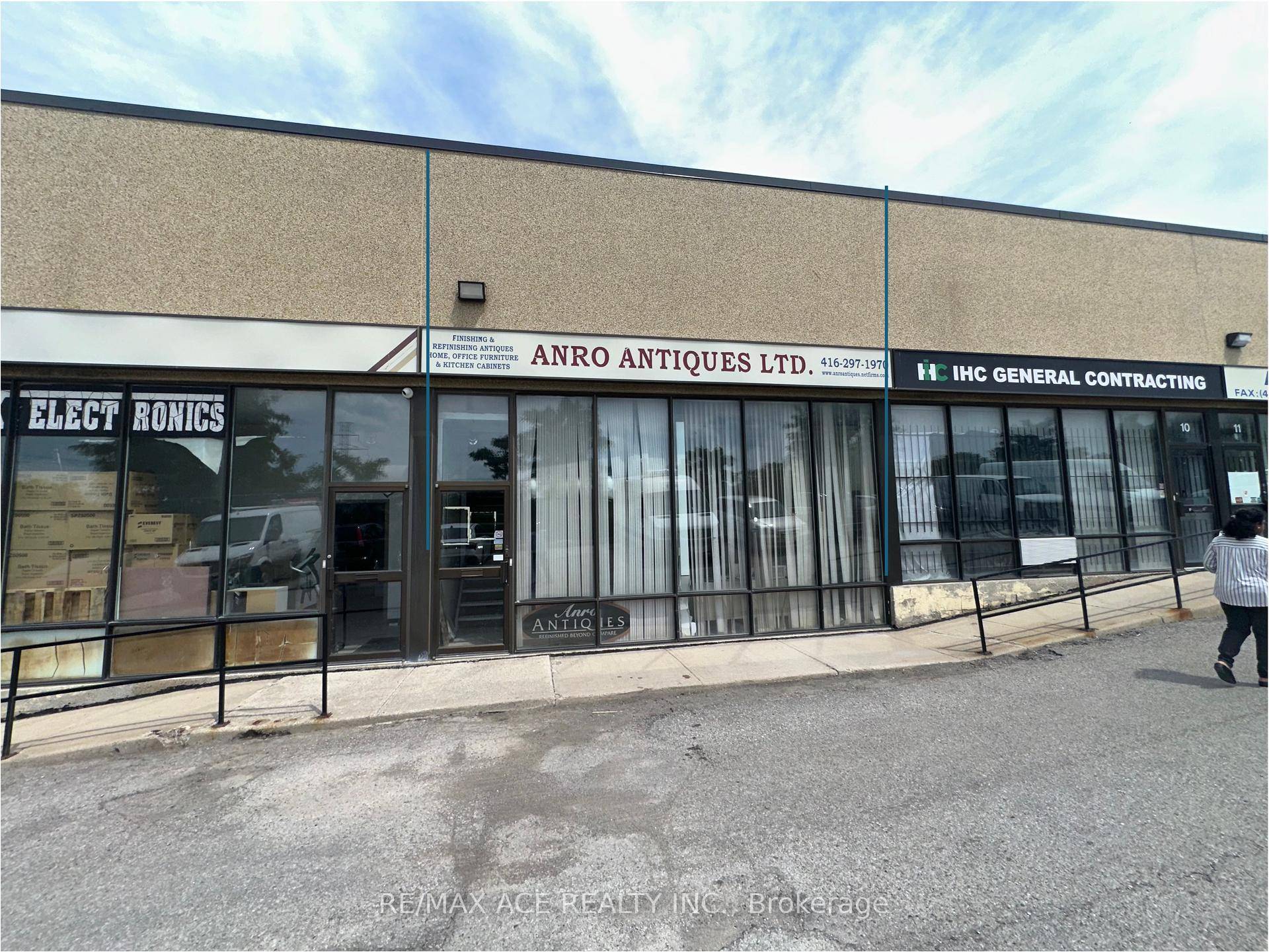 presenting an extraordinary opportunity situated within Scarborough's industrial hub.