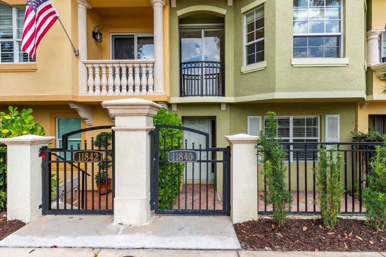 This beautiful 3bed, 3. 5bath townhome offers 2150 sq.