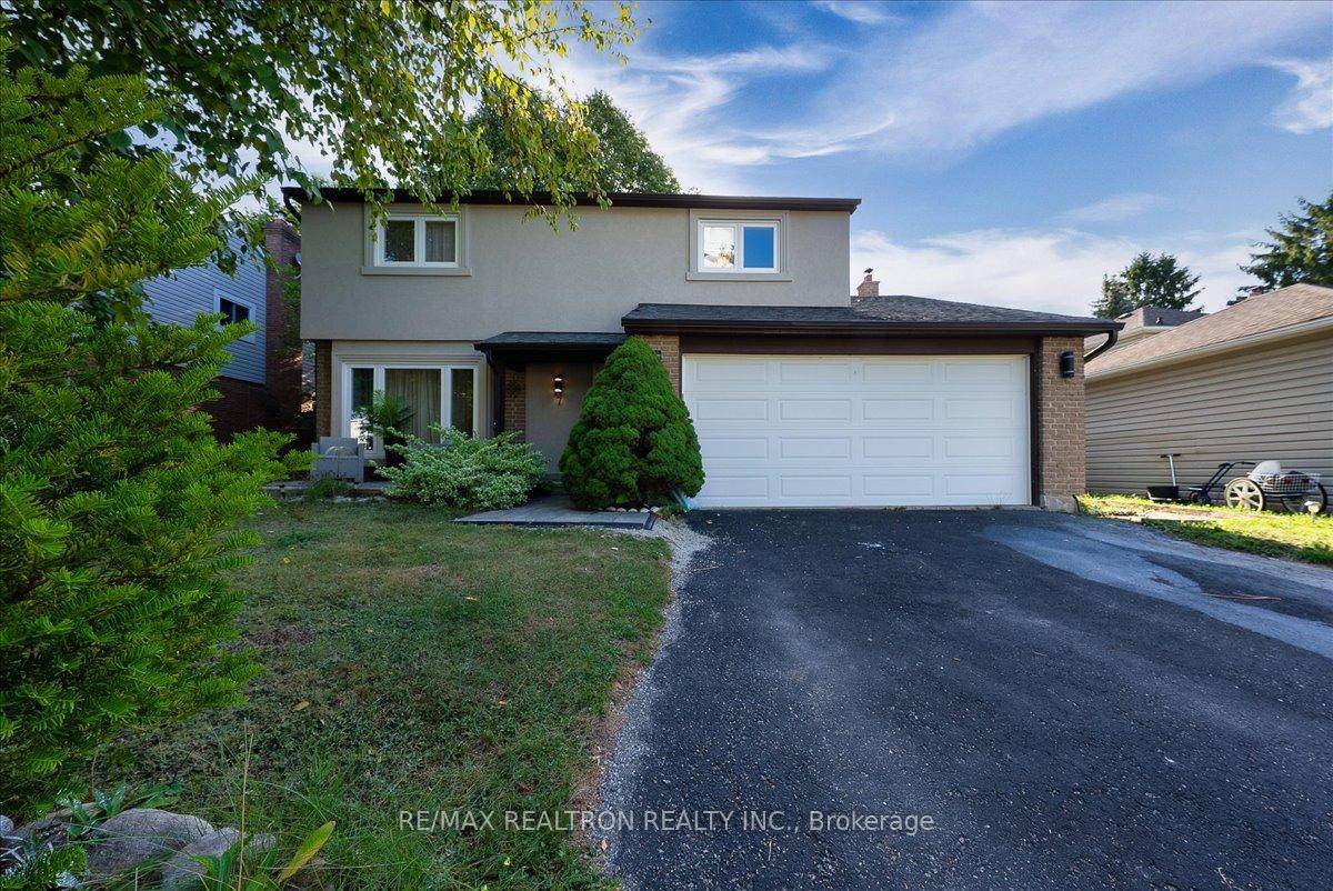 Welcome To This Beautifully Renovated 3 1 Bedroom, 4 Bathroom Home In A Sought After, Family Friendly Neighbourhood In Holland Landing !