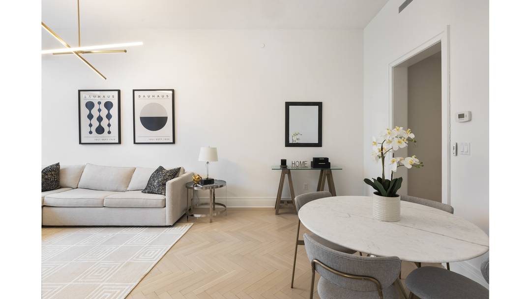 Welcome home to The Four Seasons !