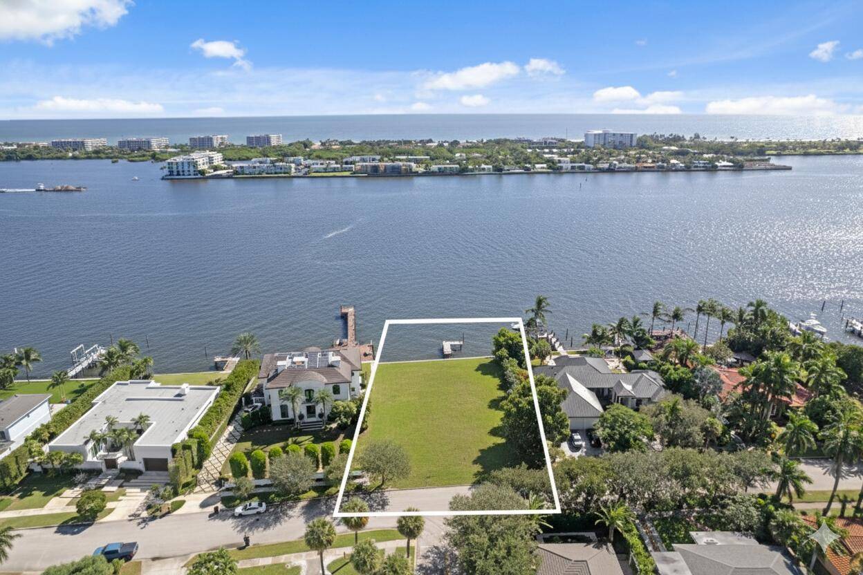 A prime piece of waterfront land to create the custom estate you've always envisioned.
