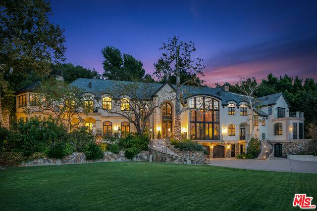 2650   Benedict Canyon Dr Beverly Hills LA