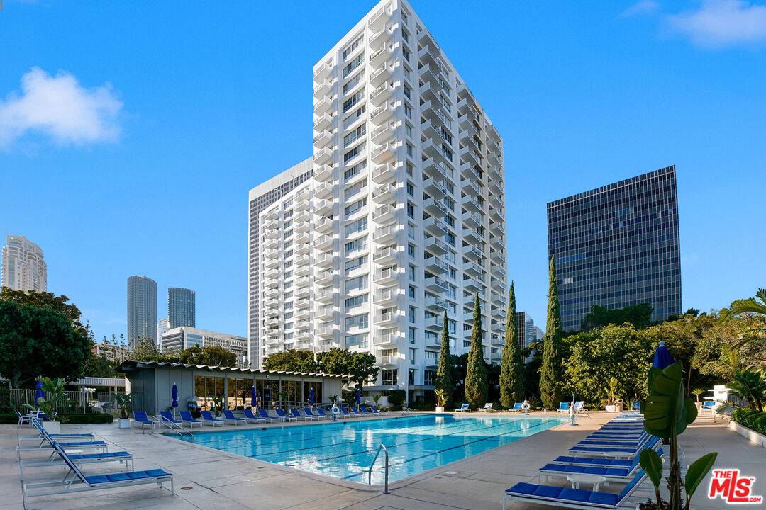 2170 Century Park East 1BR Beverlywood La