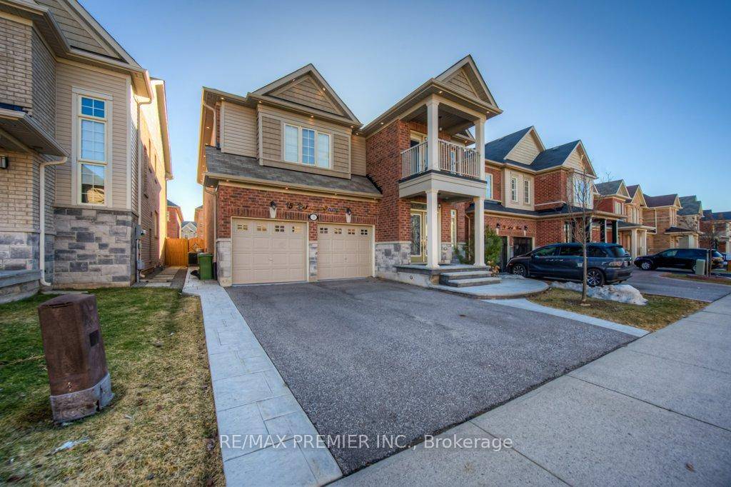 This property is a must see, offering contemporary style, comfort, and high end finishes.