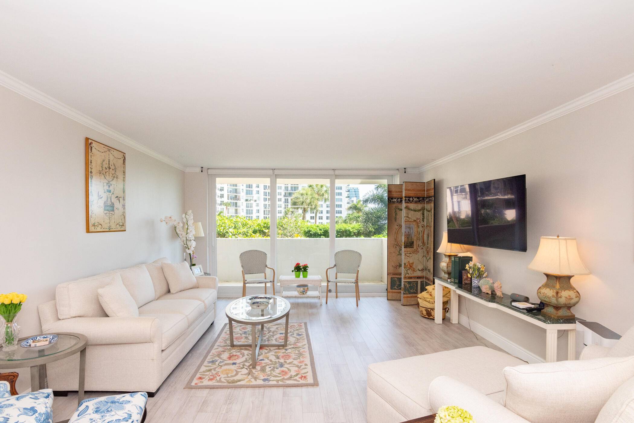 Rapallo South Premier Location on the Intracoastal !
