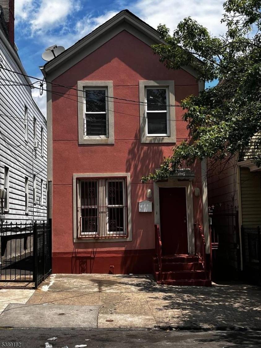 Photos and Video Coming Soon Designed to meet the needs of both homeowners and investors, this inviting property features a generous, open layout with soaring ceilings, a fully finished basement ...