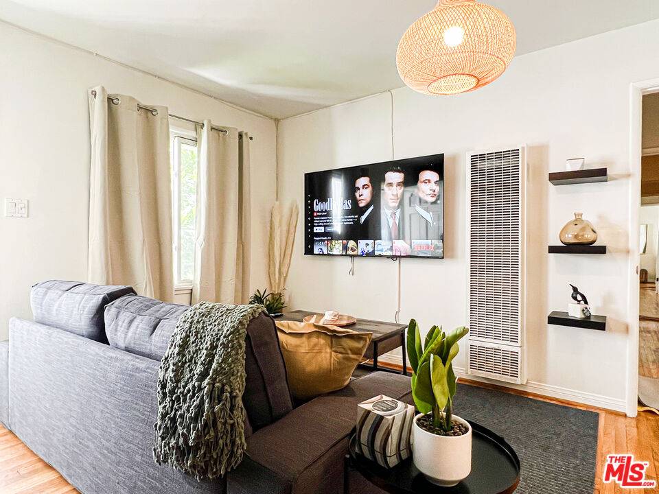 1173 Amherst Ave 2BR Brentwood La