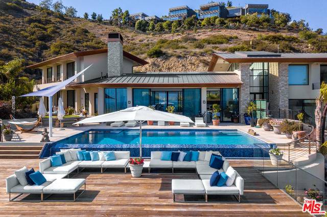 6345  TANTALUS DRIVE Malibu LA