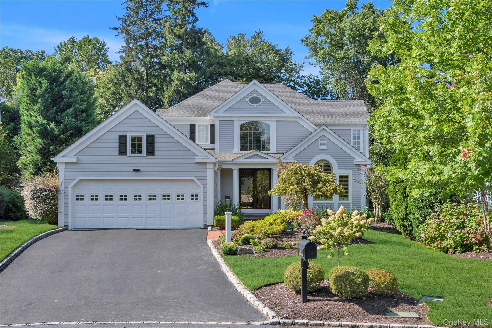 Gracewood One of the premier gated communities in Manhasset North Hills.