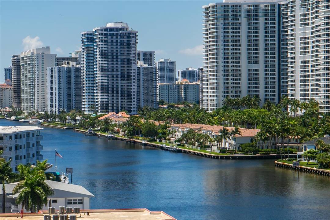 Sweeping Intracoastal amp ; Ocean views from every room !