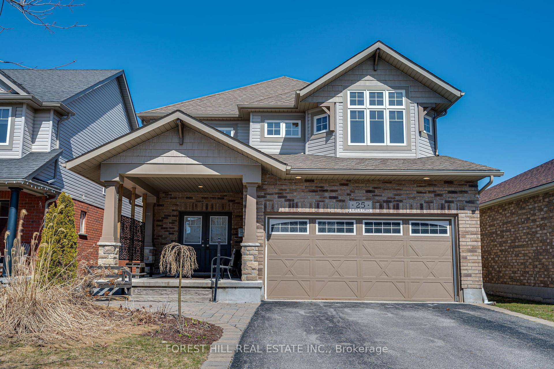 Welcome to your dream home in the highly sought after community of Georgian Meadows.