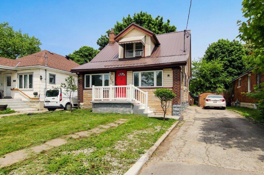 This charming 1 1 2 story home offers a unique opportunity for both investors and first time homebuyers.