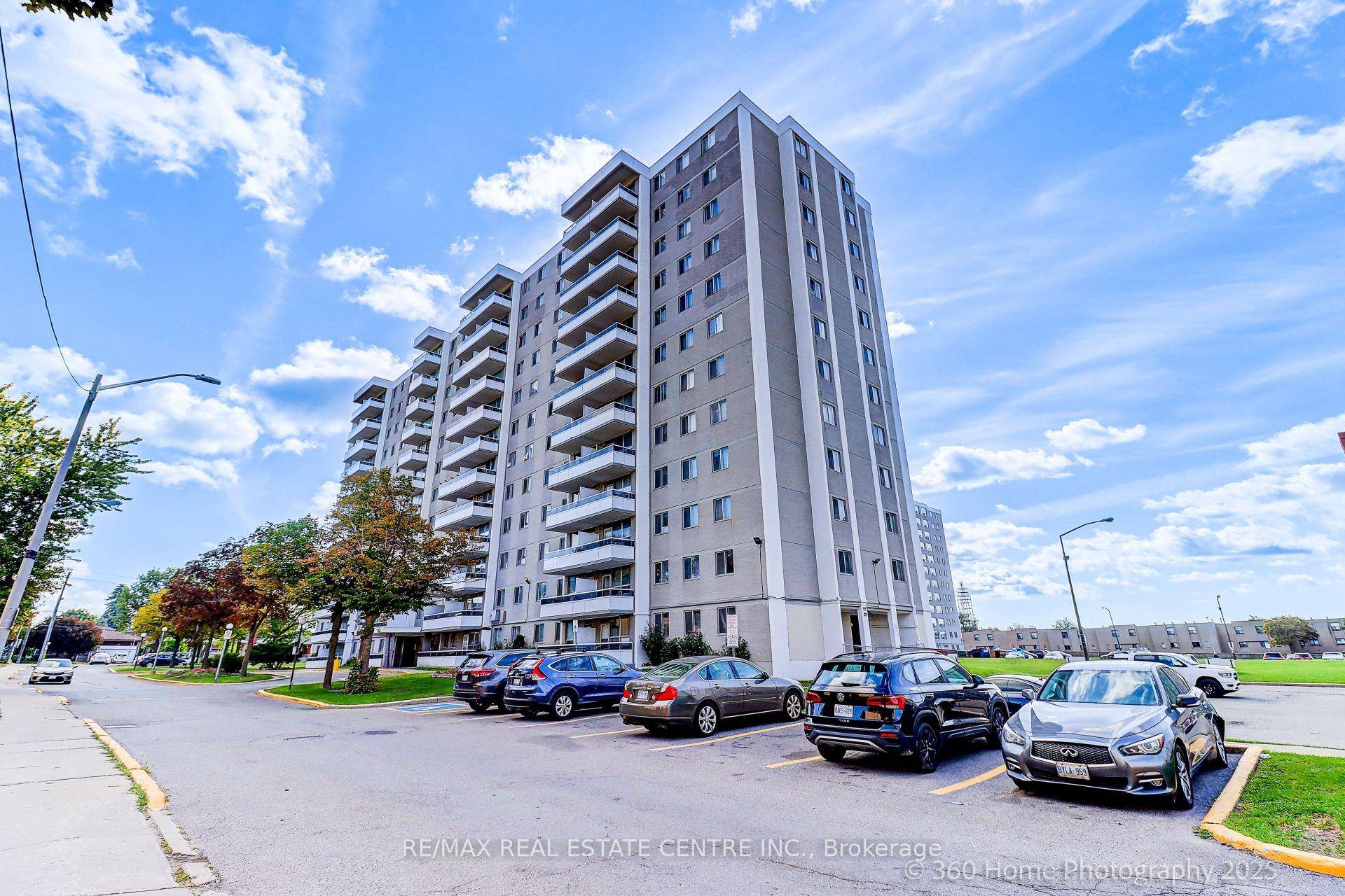 Beautiful Home In The Best Location of Toronto.