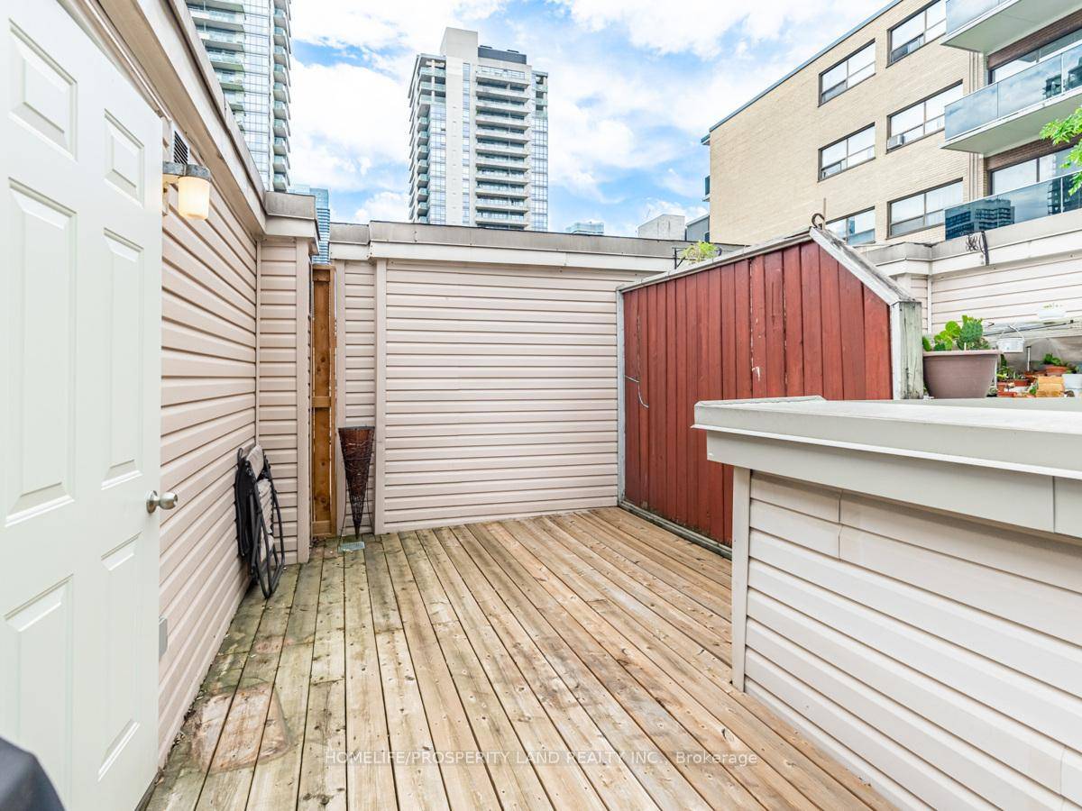 This charming 2 storey, 2 bedroom townhouse offers a modern, open concept design with 2 bathrooms, a parking space, and a locker.