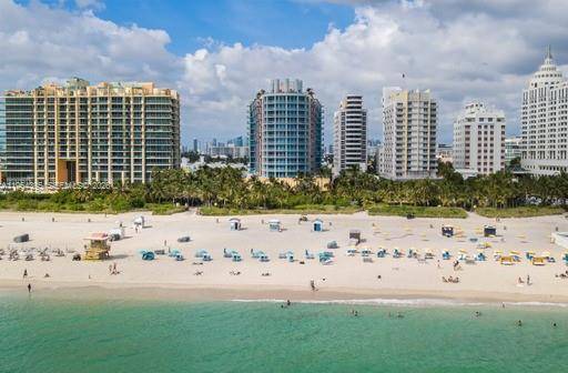 NEW ON MARKET ! EXCLUSIVE LUXURY 1 BR IN PRIME OCEANFRONT LOCATION !