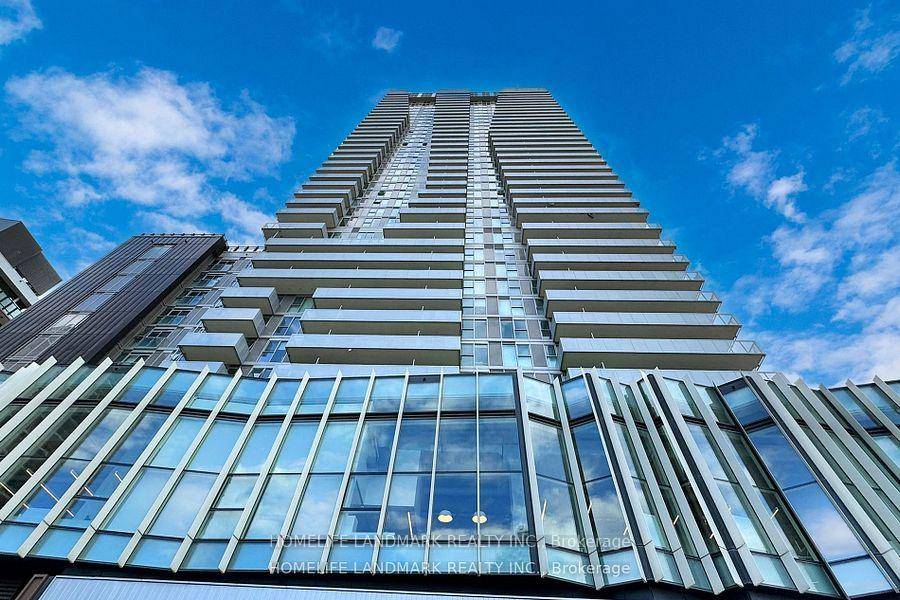 Lighthouse East Tower ! Steps To Lake !