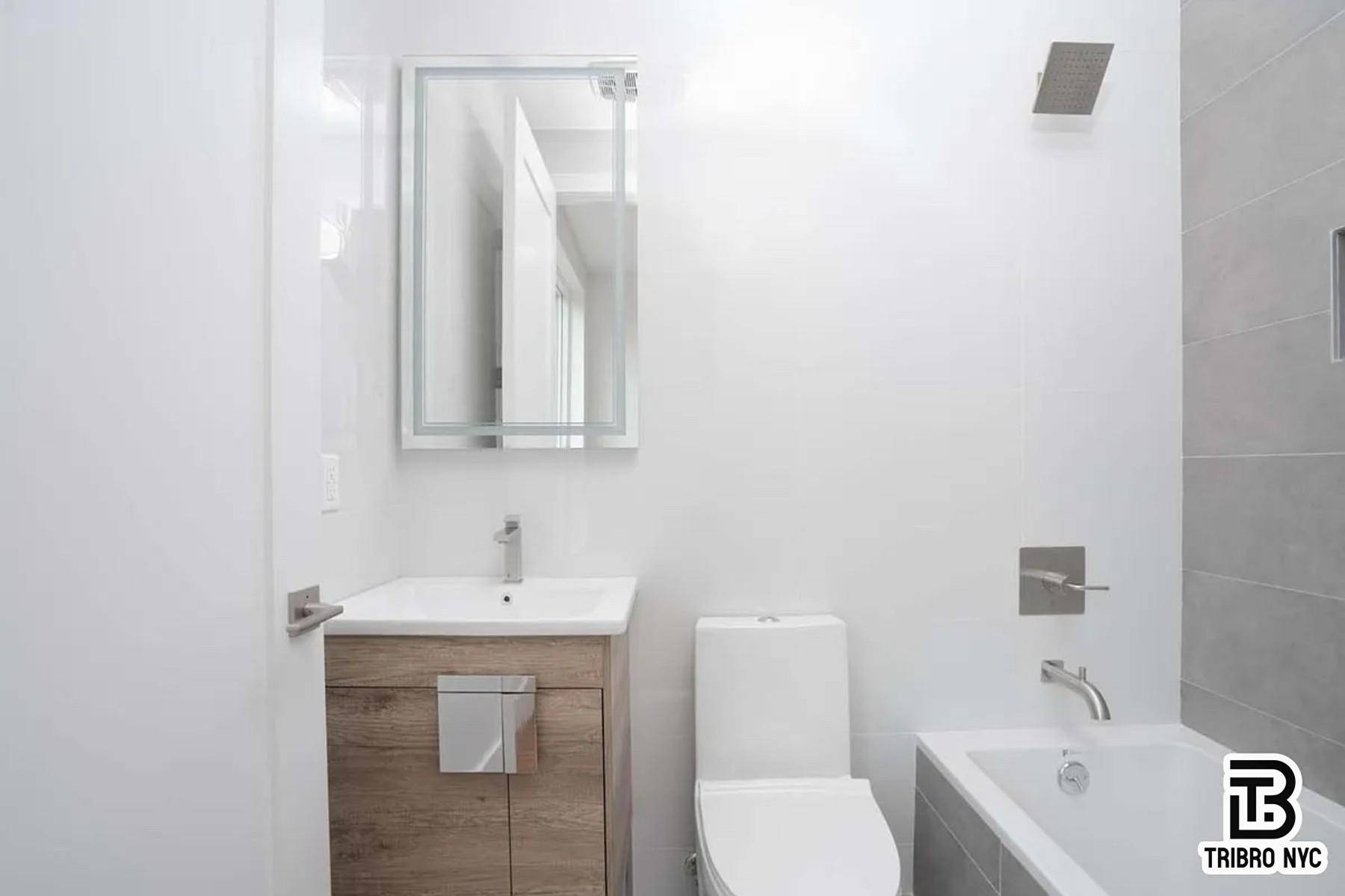 Penthouse Perfection Brand New 3BR 3BA in Prime Williamsburg with Private Roof Deck amp ; BalconyStep into the pinnacle of Brooklyn luxury in this sun drenched 3 bedroom, 3 bath ...