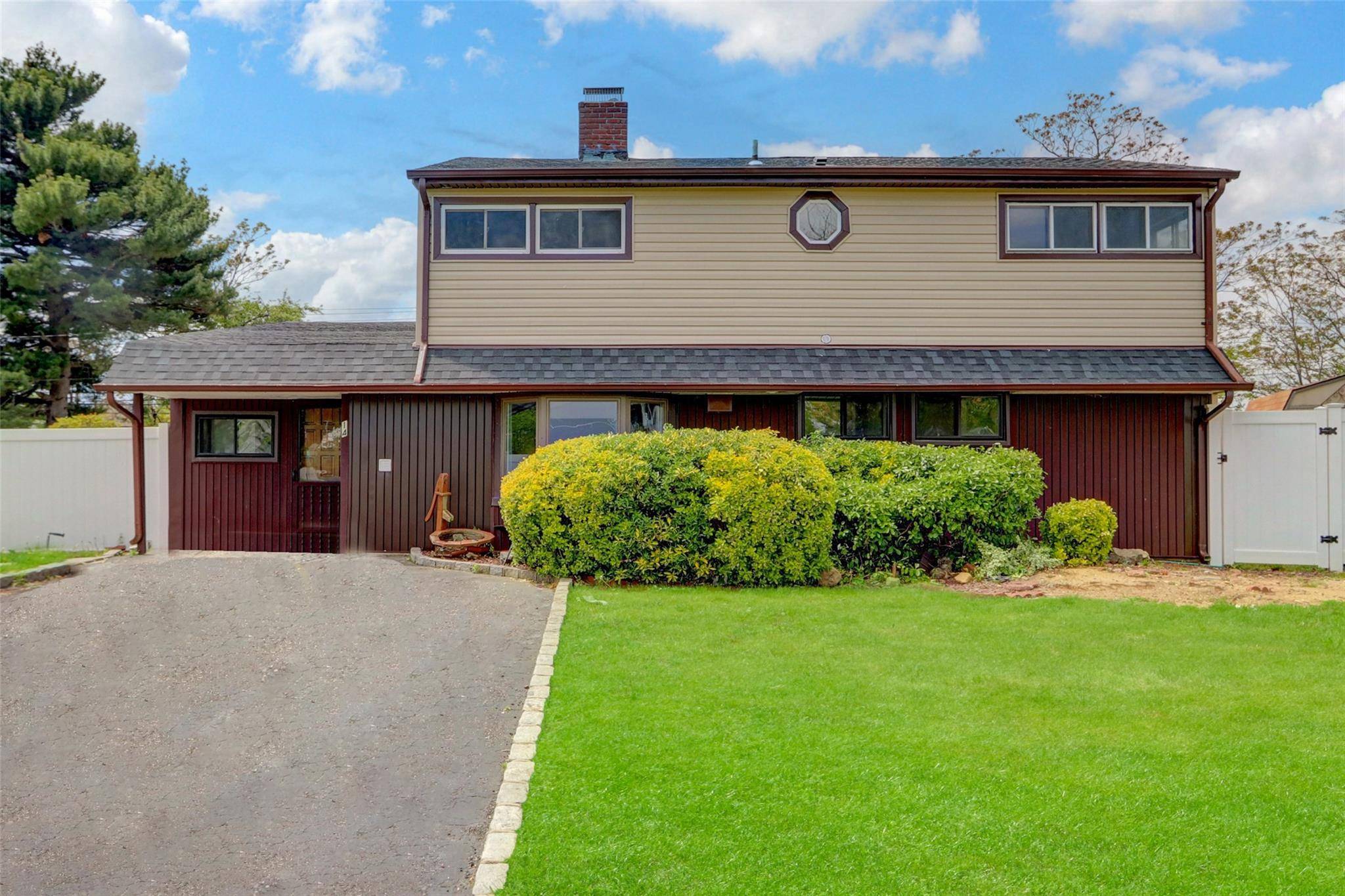 This beautifully maintained and recently renovated 6 bedroom, 2 bathroom home offers exceptional flexibility for investors or multi generational living, with potential for a Mother Daughter setup permits required.
