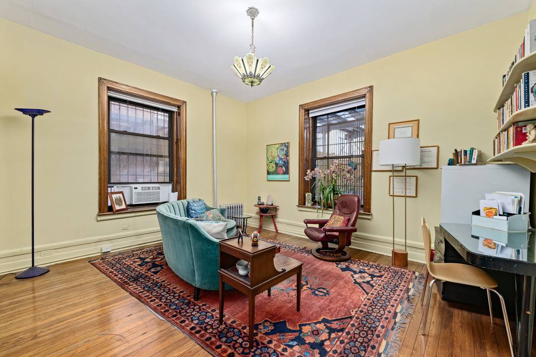 CREATE YOUR MASTERPIECE !